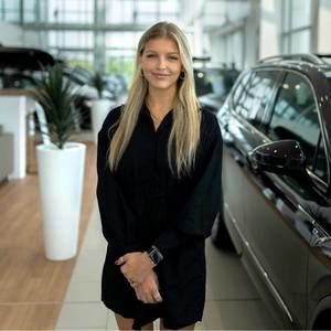 Meet your Posher, Catherine